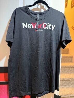 lululemon Fundamental New York City Graphic Tee - Black